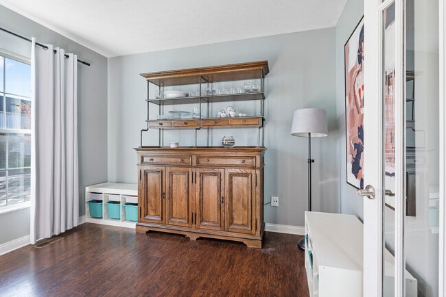 Downstairs Flex Space - 6125 Ashtead Dr