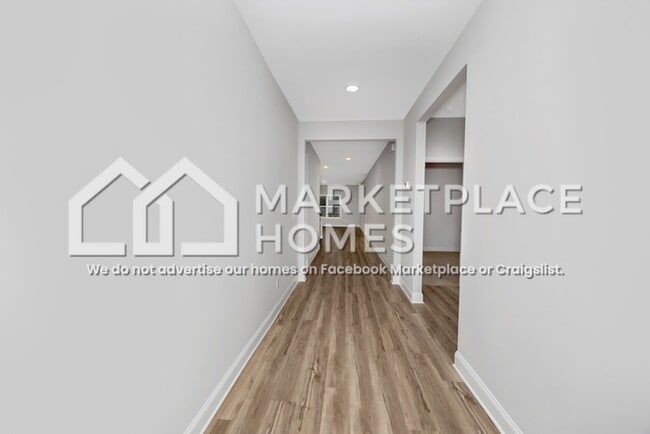 Building Photo - 14138 Nursery Dr