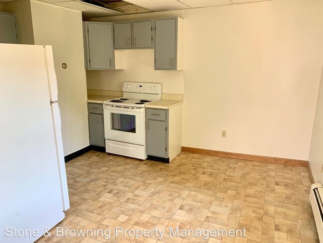 Building Photo - 477 Websterville Rd