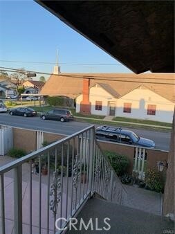 Foto del edificio - 5032 Via Helena