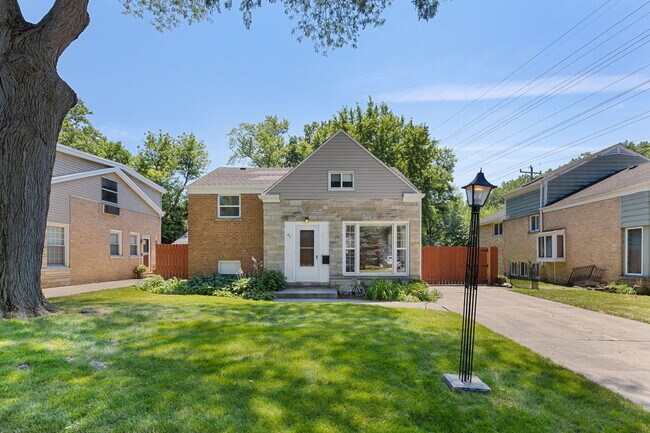 Foto del edificio - 47 Hackberry Ln