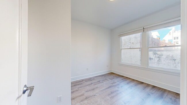 Building Photo - 727 Ellis St