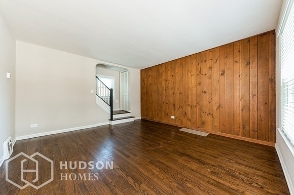 Building Photo - 779 S Wolf Rd