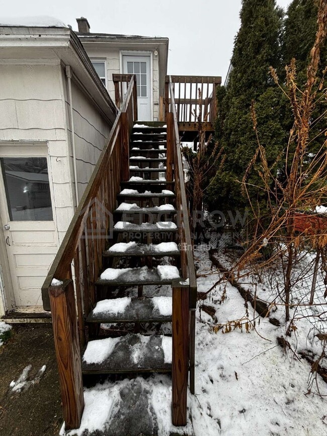 Foto del edificio - 1243 Crosby St NW