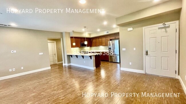 Building Photo - 1150 Karby Terrace