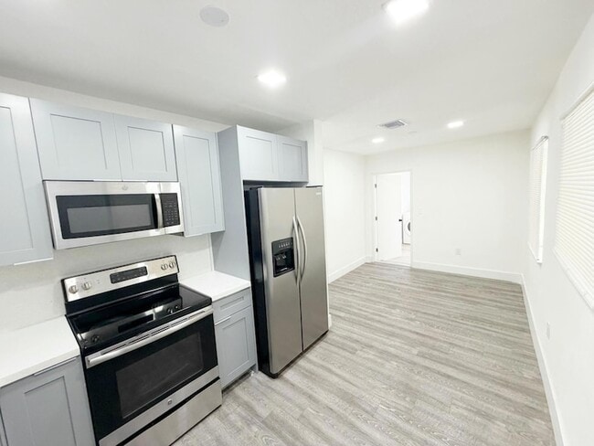Photo - 1135 NW 127th St House
