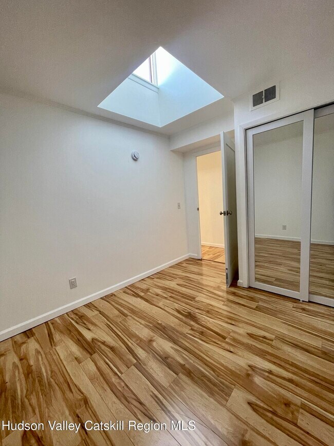 Foto del edificio - 720 Warren St