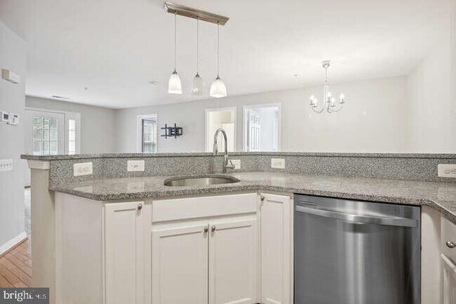Building Photo - 18705 Sparkling Water Dr