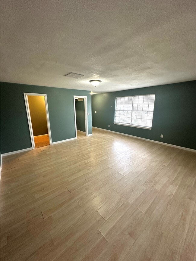 Building Photo - 8611 Findlay St