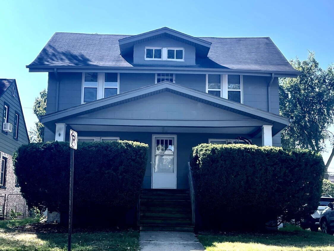 Foto principal - Nicely Remodeled 3beds/2bath House in Fern...