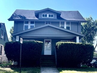 Building Photo - 815 Pearson St