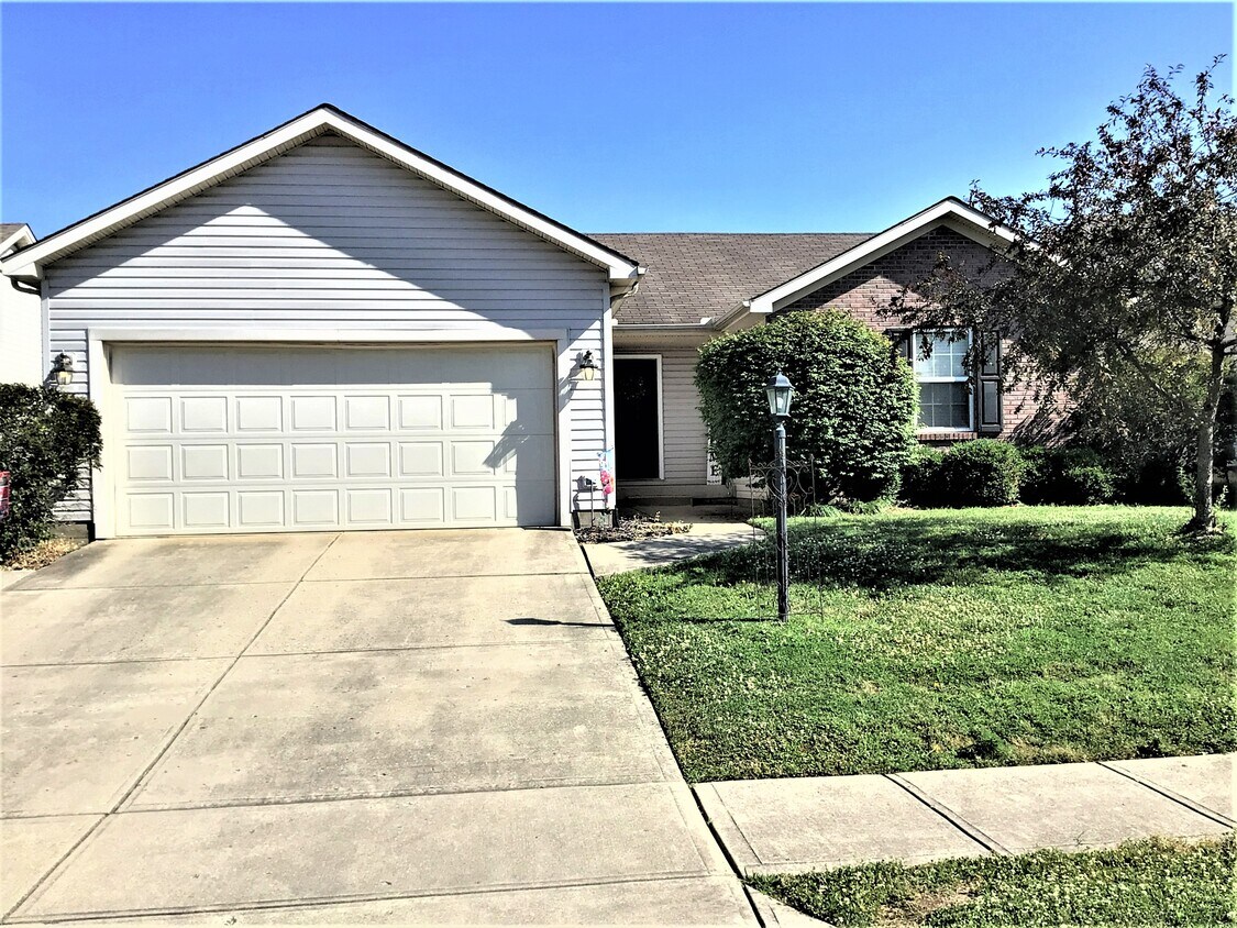 9235 Sawgrass Drive House Rental in Miamisburg, OH
