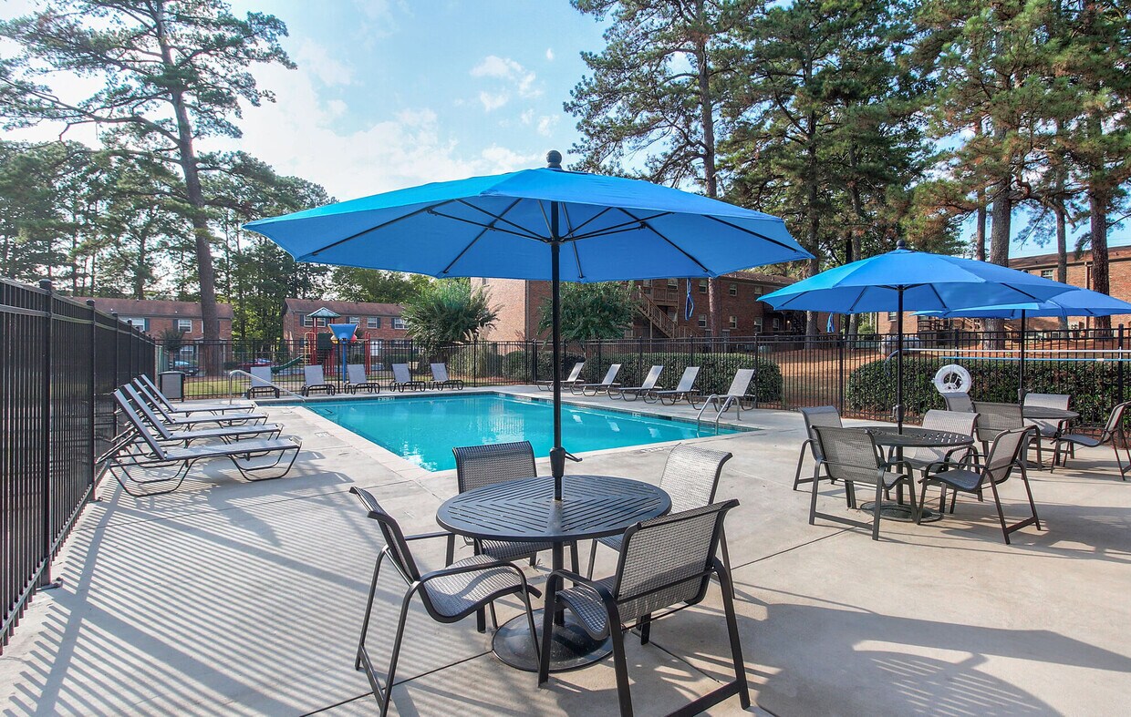 Foto principal - Redmond Chase Apartment Homes