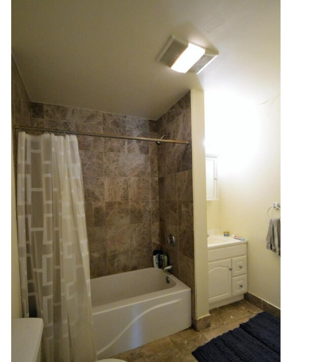 Building Photo - 28 Circuit St