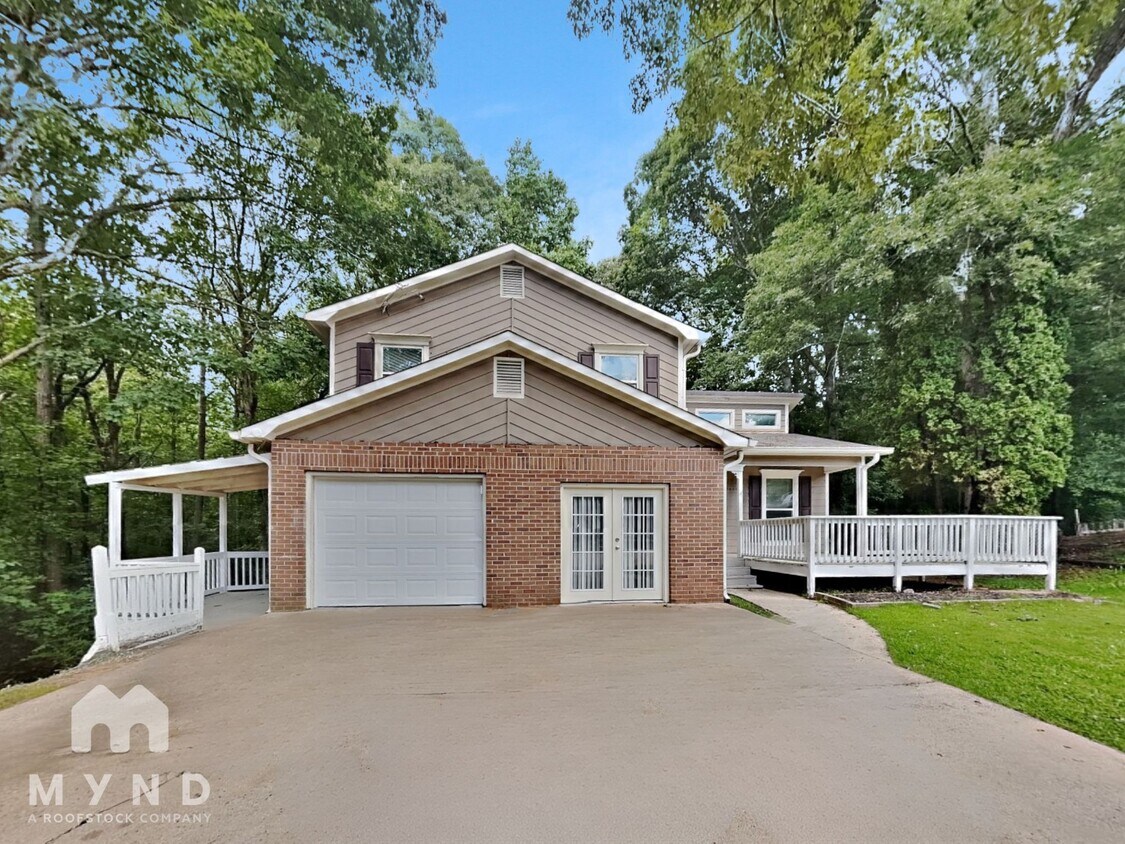 Primary Photo - 3004 Cardinal Dr