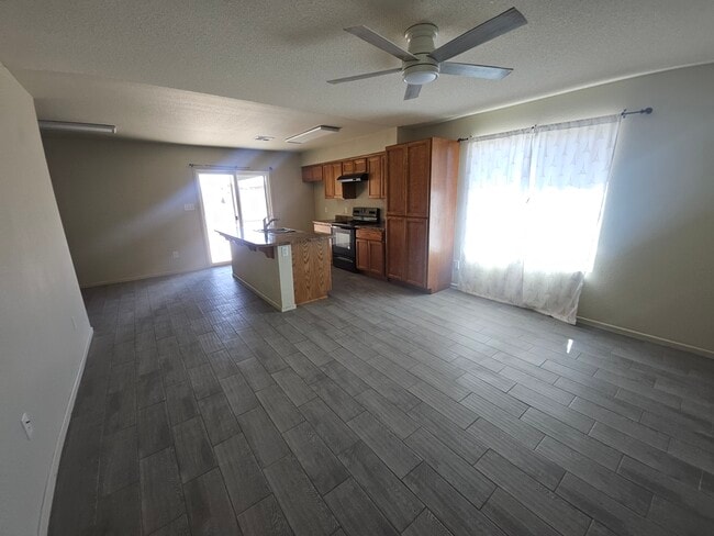 Building Photo - 3685 S Laura Way