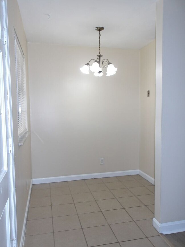 Foto del edificio - 4012 Southern Pkwy