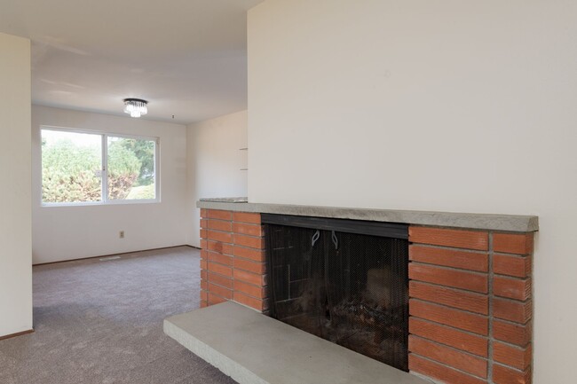 Building Photo - 17656 SE 267th Pl