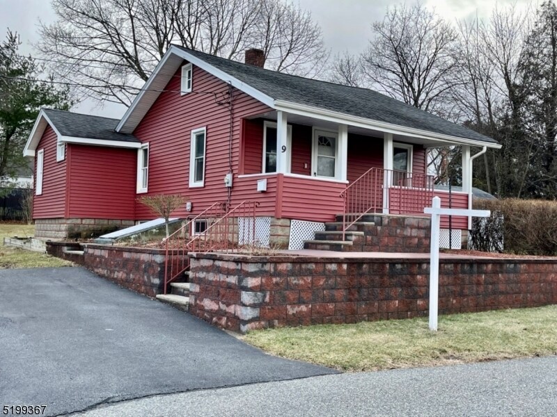 9 Cotter Ave, Butler, NJ 07405 House Rental in Butler, NJ