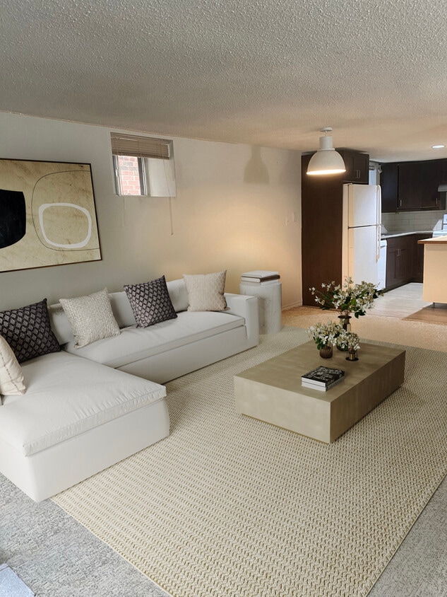 Primary Photo - Storage-Rich Beachside Living with Modern ...