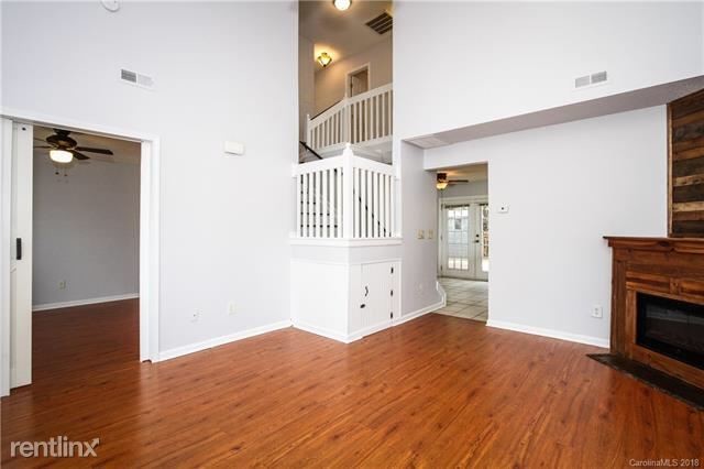 Building Photo - 2928 Mayer House Ct