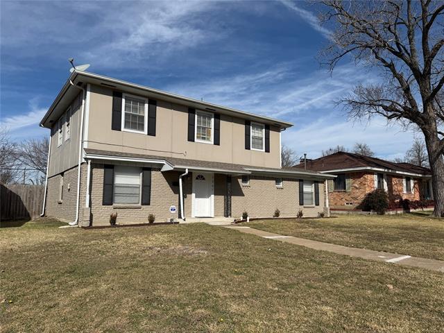 Foto del edificio - 3907 Emerald Dr