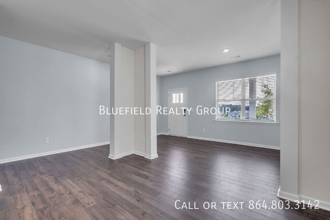 Building Photo - 1313 Chamomile Ct
