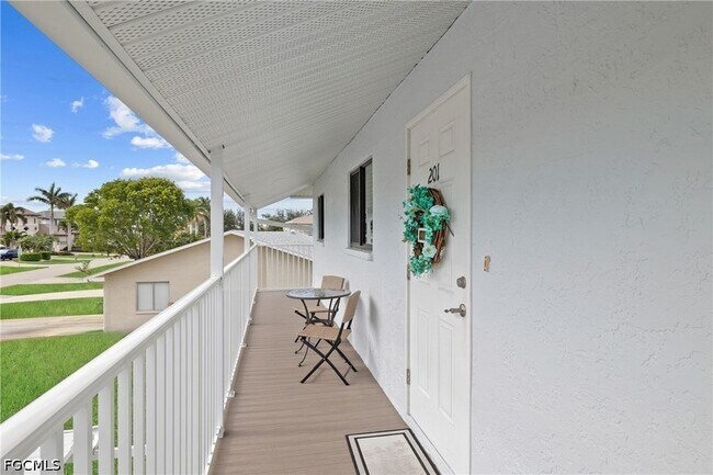 Foto del edificio - 1203 SW 48th Terrace