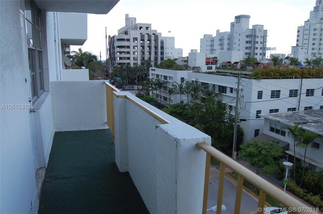 Foto del edificio - 245 18th St