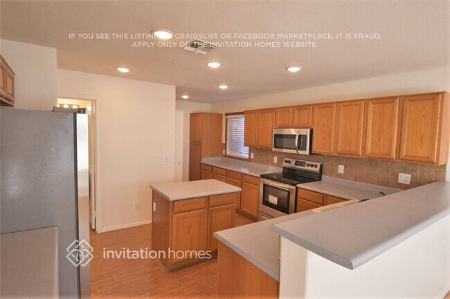 Foto del edificio - 8255 W Willow Ave