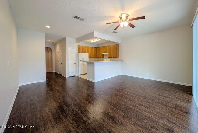 Foto del edificio - 5792 Sandstone Way