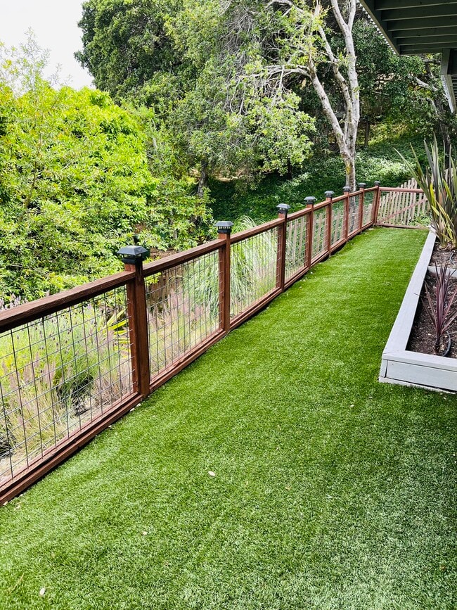 Gardener paid by owner 2x month - 101 Oak Springs Dr