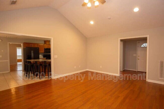 Foto del edificio - 59 Walnut Ct