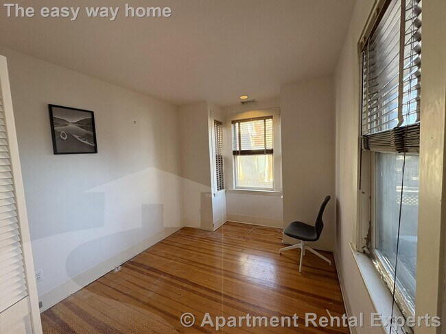 Foto del edificio - 339 Broadway