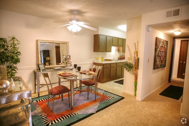 Dining Area - Appletree Apartments