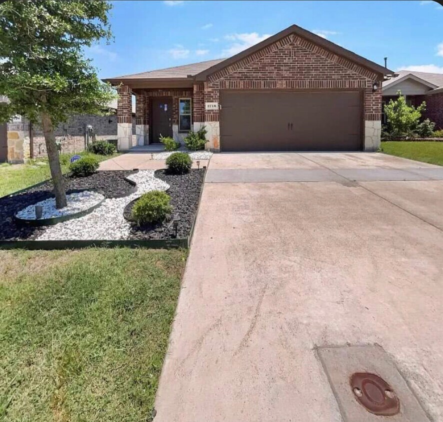 2718 Blackbuck Ct, Crandall, TX 75114 House Rental in Crandall, TX