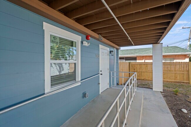 Foto del edificio - 3103 16th St N