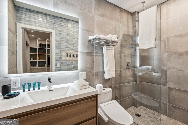 Foto del edificio - 608 McGruder St NE