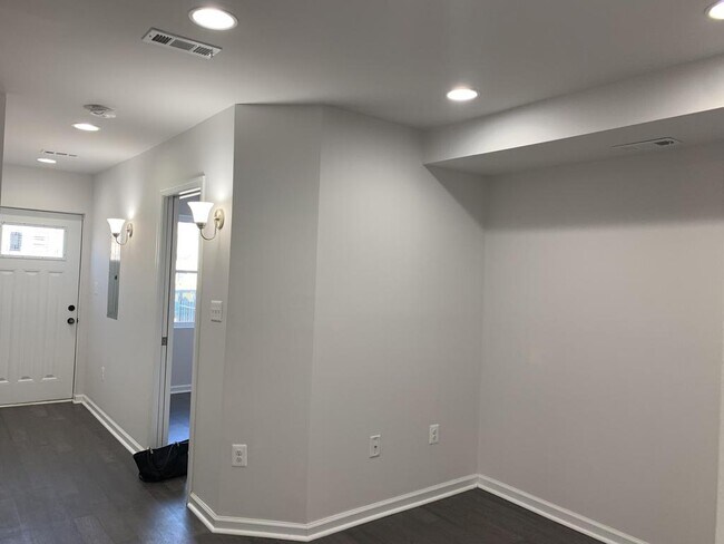 Foto del edificio - 1223 16th St NE