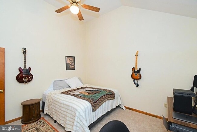 Foto del edificio - 601 W Market St