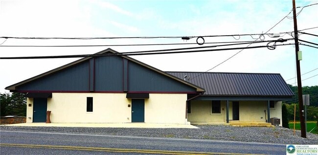 Building Photo - 335 Walnut Dr