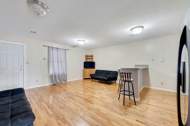 Foto del edificio - 4413 Park Ave