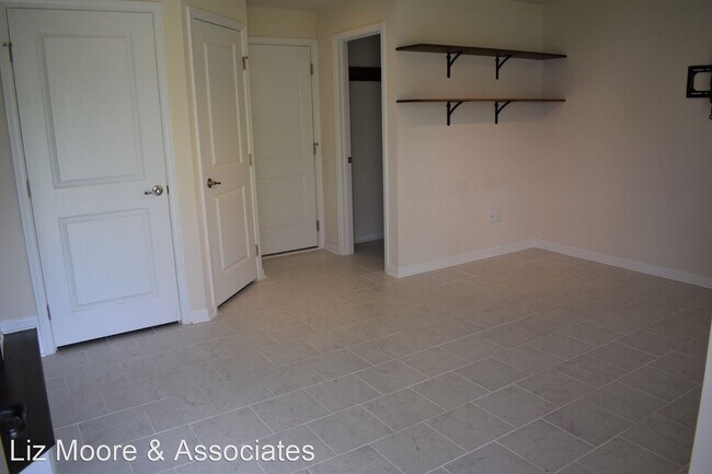 Building Photo - 3 br, 2.5 bath House - 7526 Tealight Way