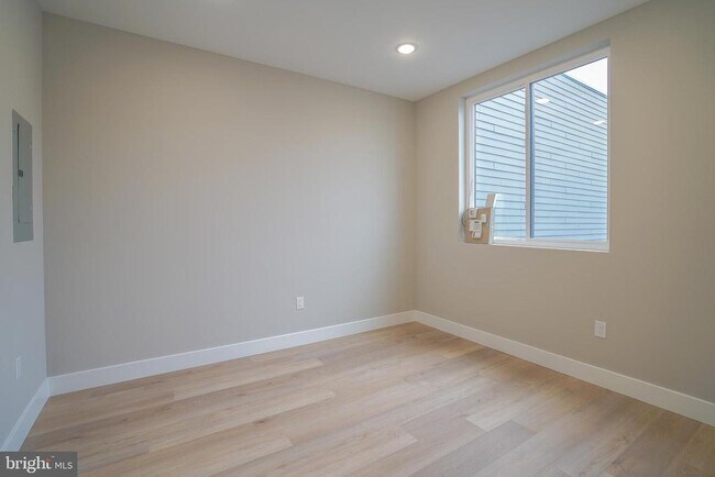 Foto del edificio - 1503 N Front St