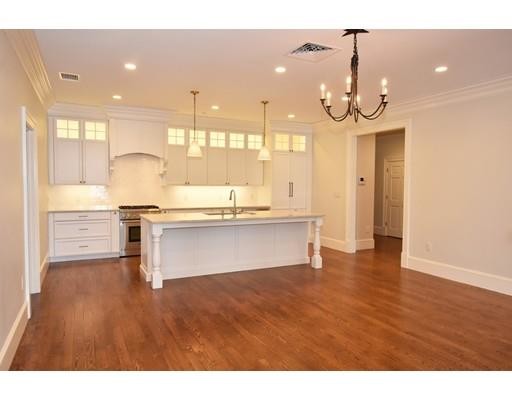 Primary Photo - 23 Elmwood Ave