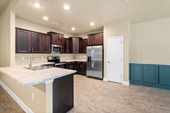 Foto del edificio - FAIRHOPE'S NORTH STATION