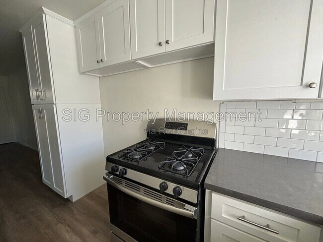 Foto del edificio - 311 Griswold Ave