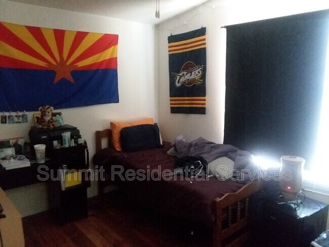 Foto del edificio - 1901 N Park Ave