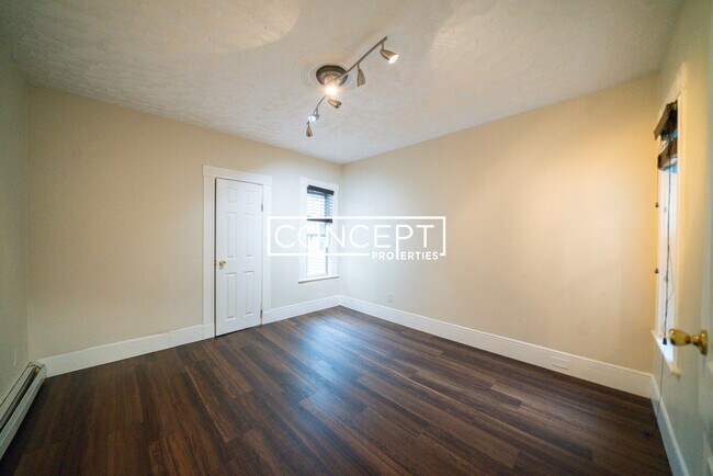 Foto del edificio - 376 Medford St