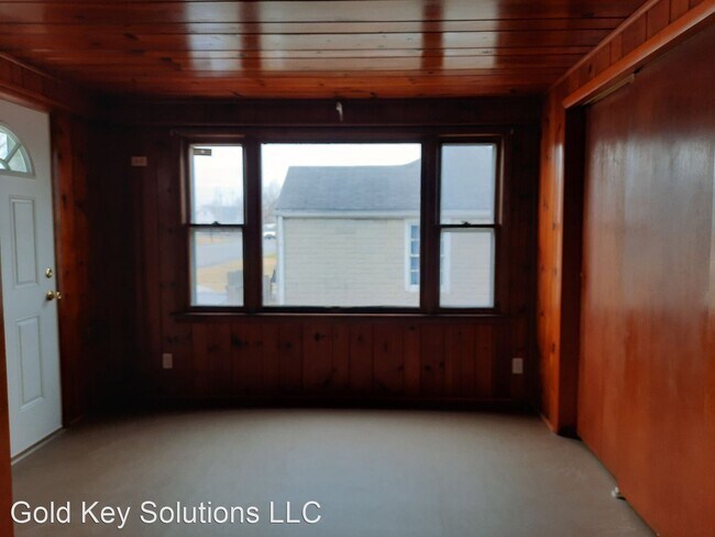 Foto del edificio - 2 br, 1 bath House - 3017 Columbus Ave